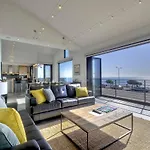 Entire Residence In Carlsbad
