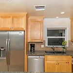 6Br Beachfront Rental C5103-23