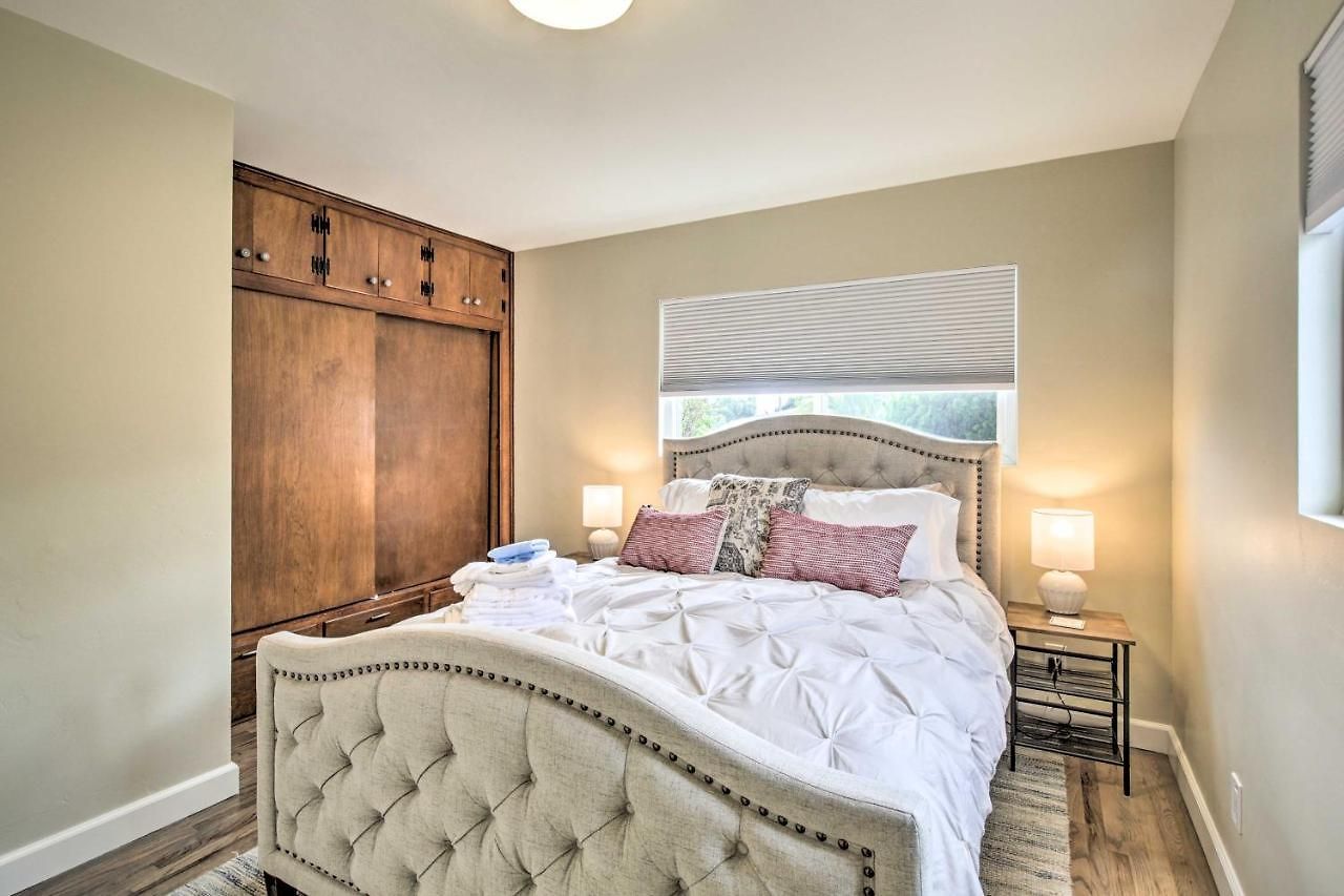 Coastal Home: 1 Mi To & Downtown *