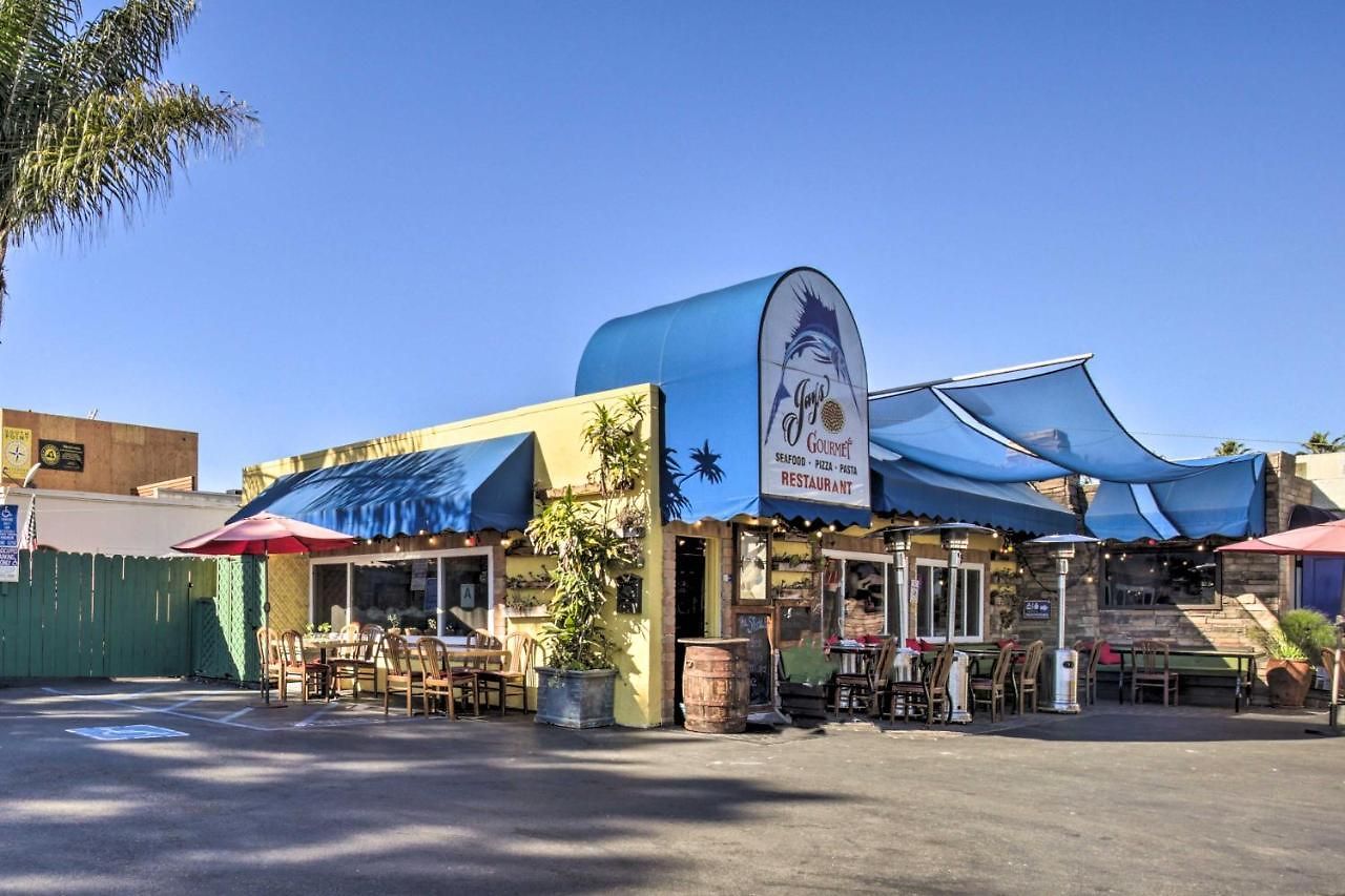 Coastal Home: 1 Mi To & Downtown *