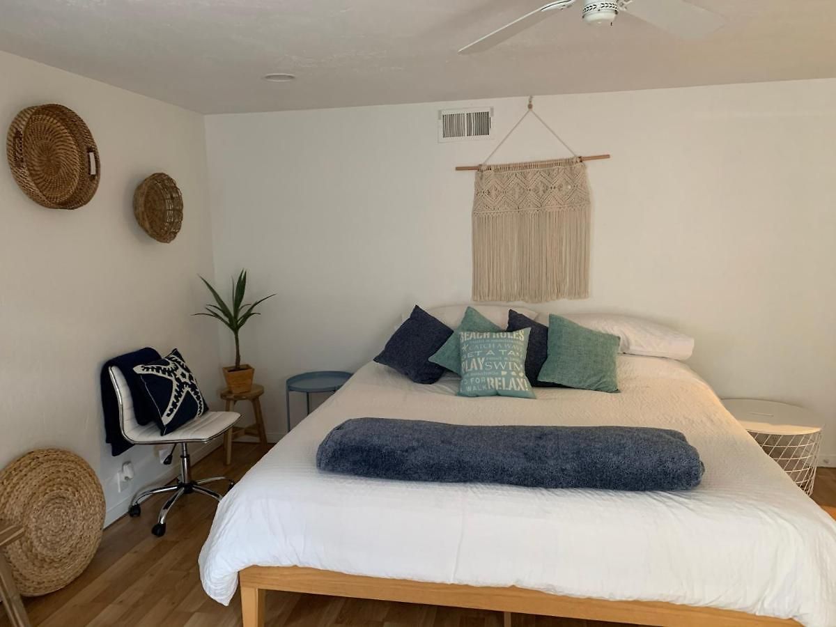 Cozy Carlsbad Village Studio