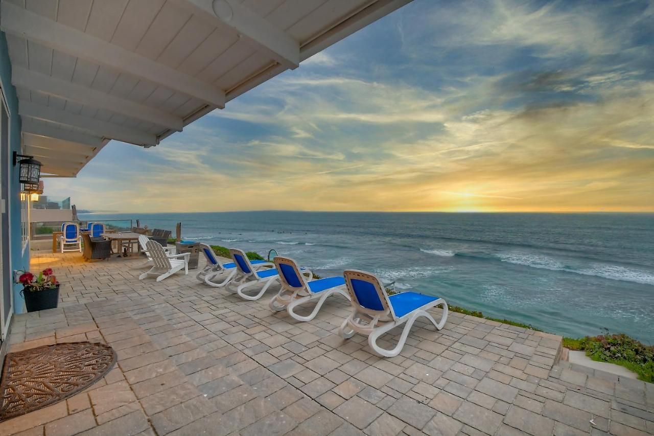 Holiday home Oceanfront With Private Access, Remodeled Kitchen *