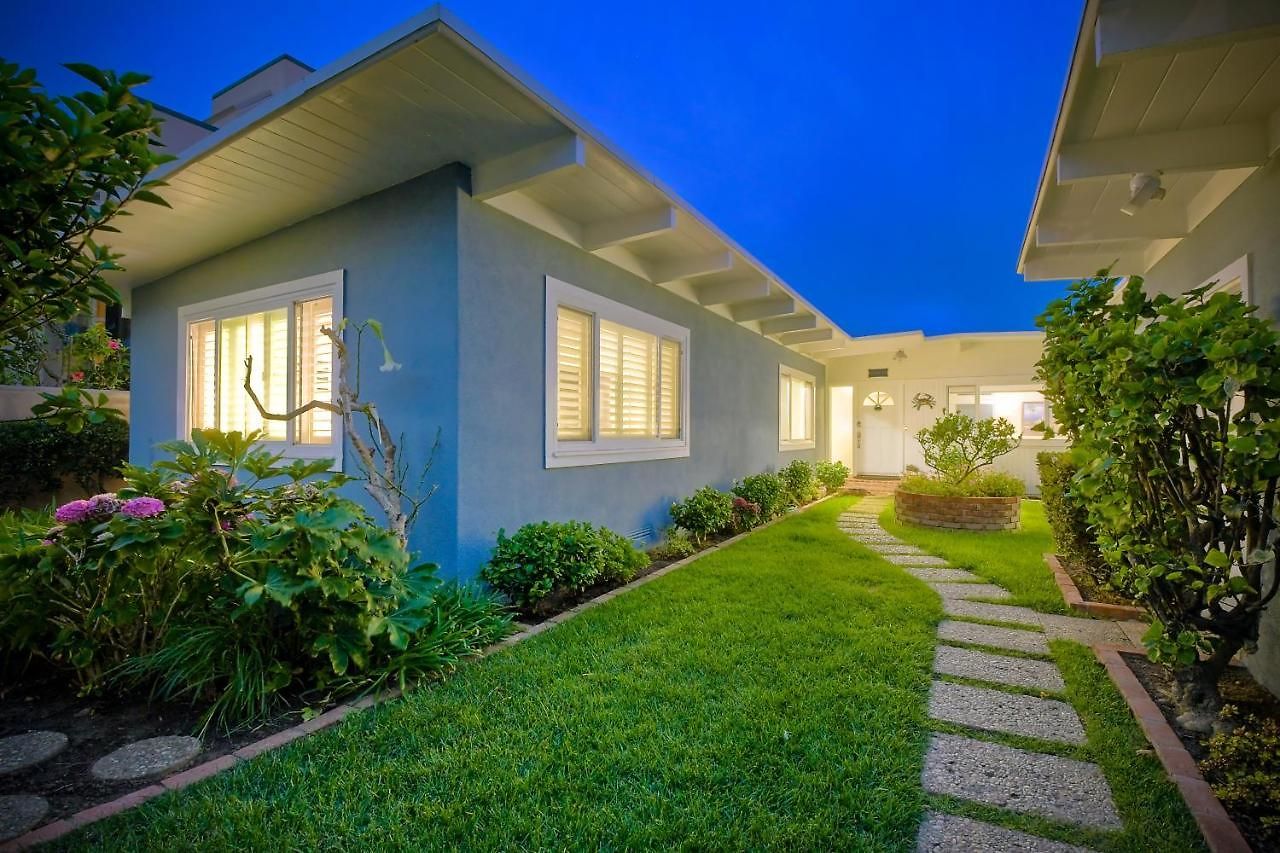 Oceanfront With Private Access, Remodeled Kitchen
