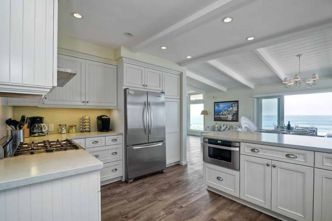 Oceanfront With Private Access, Remodeled Kitchen