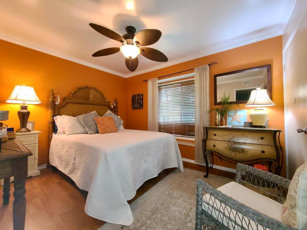 Coastal Hideaway * Carlsbad