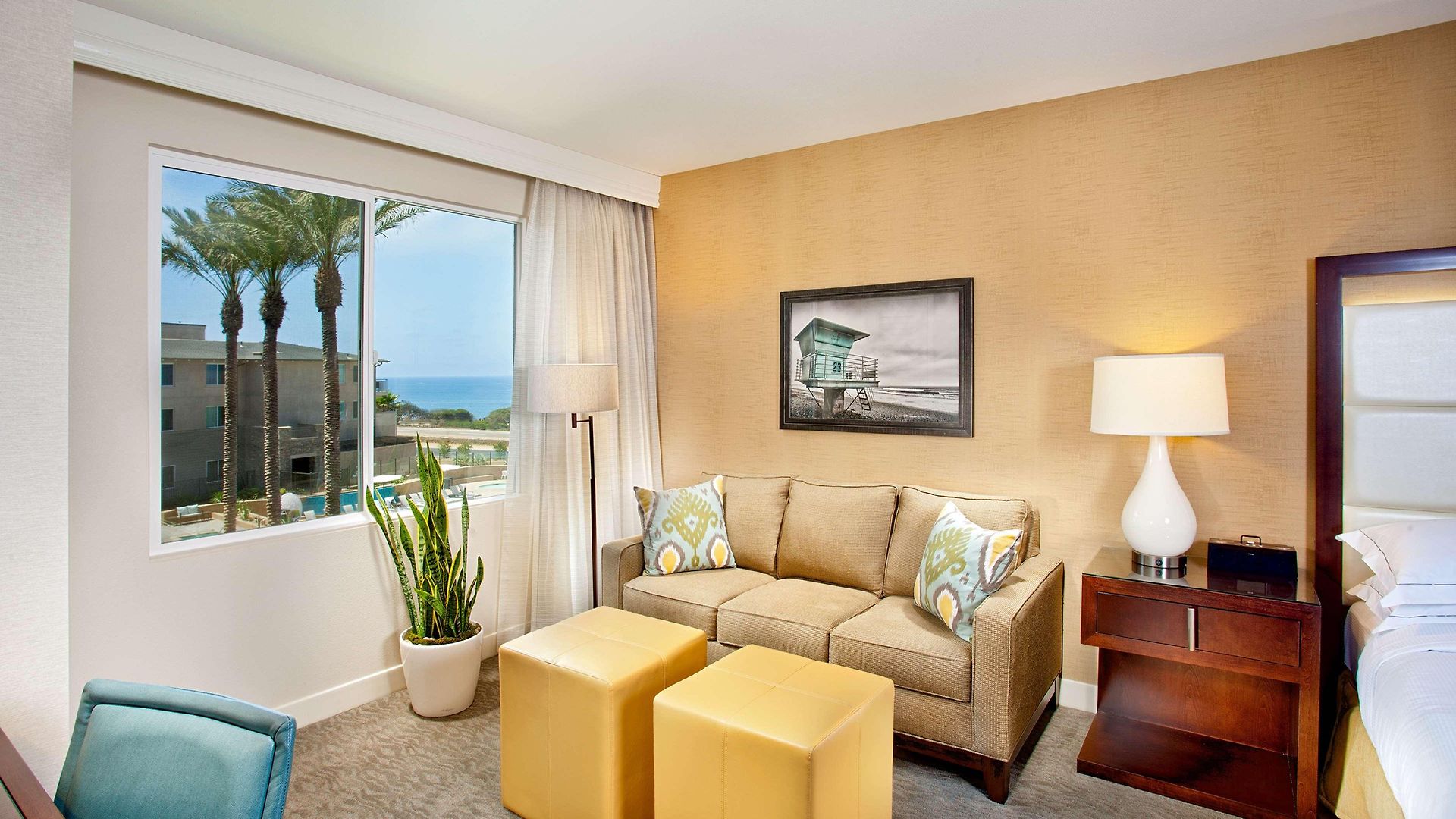 Cape Rey Beach, A Hilton & 4* Carlsbad