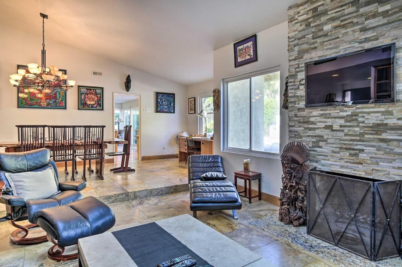 Getaway - Furnished Patio + Pool! Holiday home Carlsbad