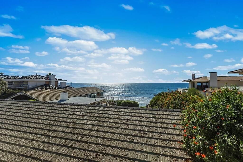 Oceanview, Walk To Beach, Fire Pit Holiday home *