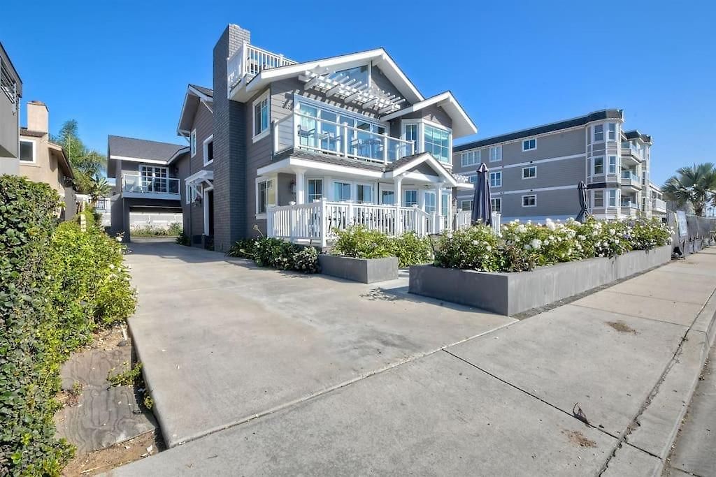 Luxury Ocean Views & Steps To The - Tower 36 Upper Unit Aparthotel