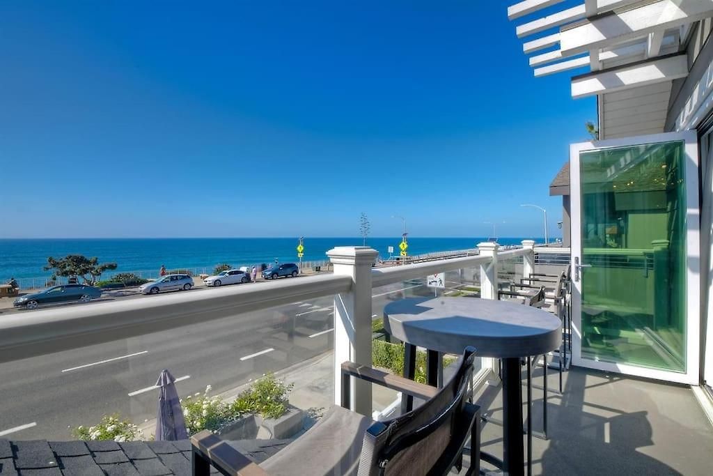 Aparthotel Luxury Ocean Views & Steps To The - Tower 36 Upper Unit Carlsbad