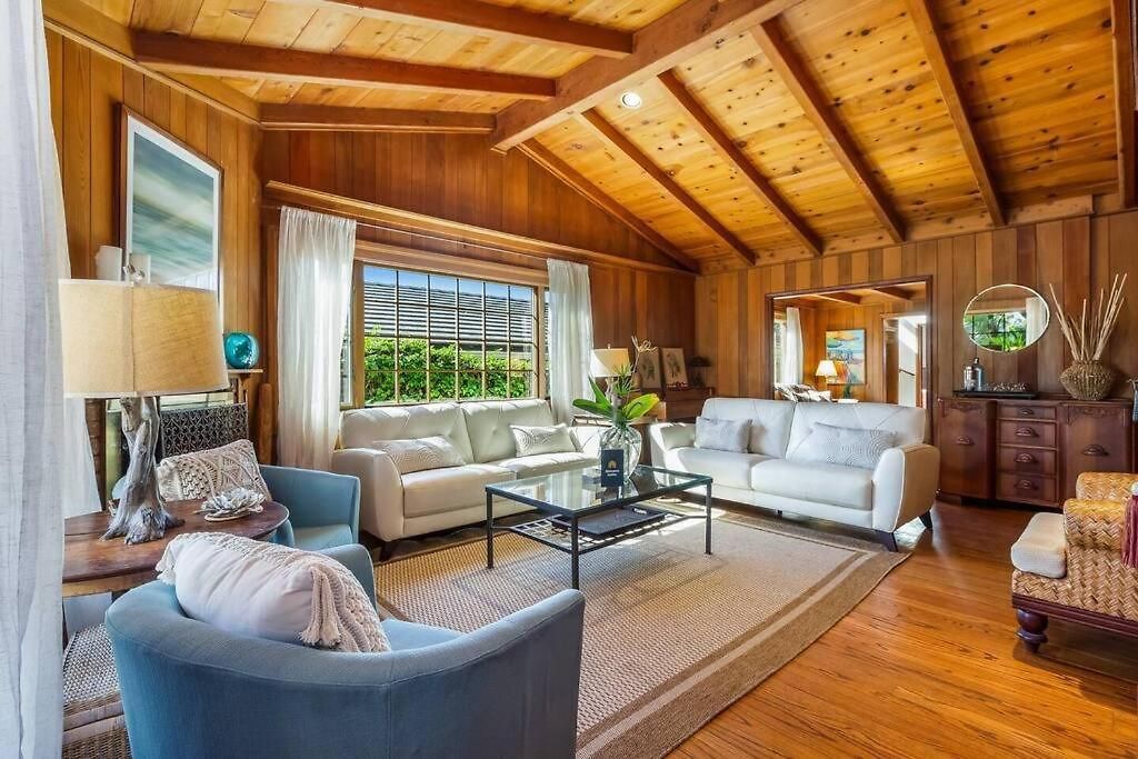 Holiday home Oceanview, Walk To Beach, Fire Pit