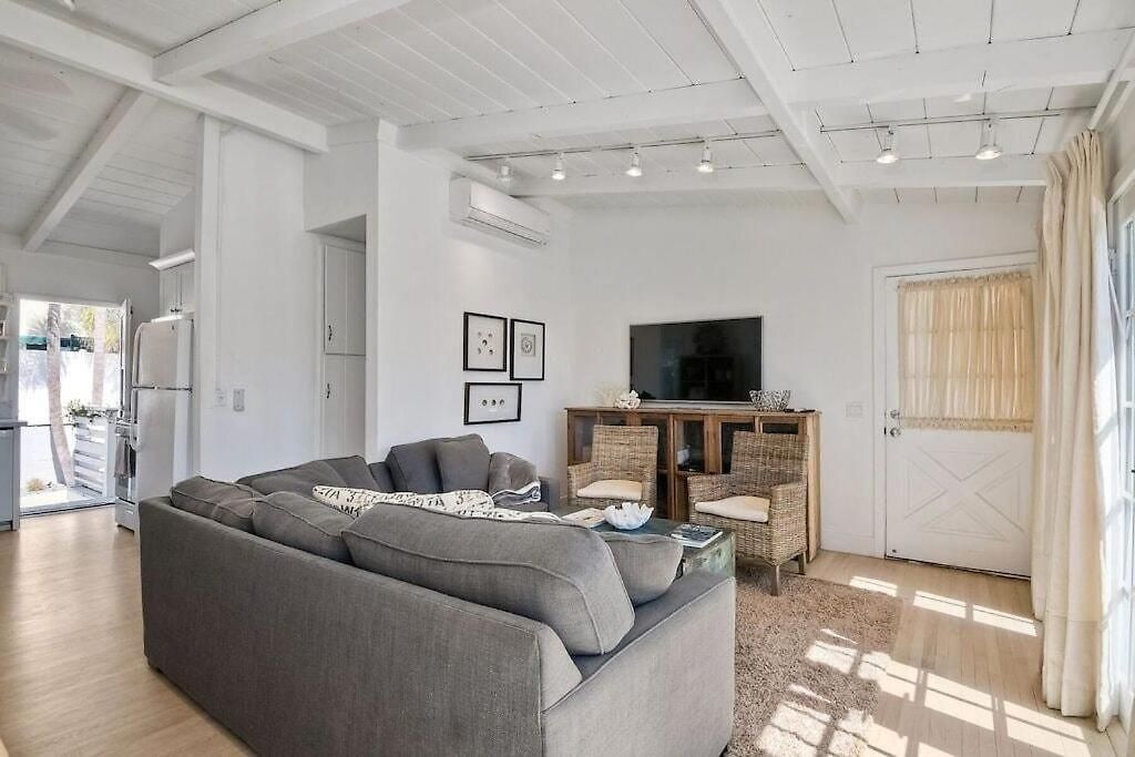 Walk To Beach, Patio With Ocean View, Ac *
