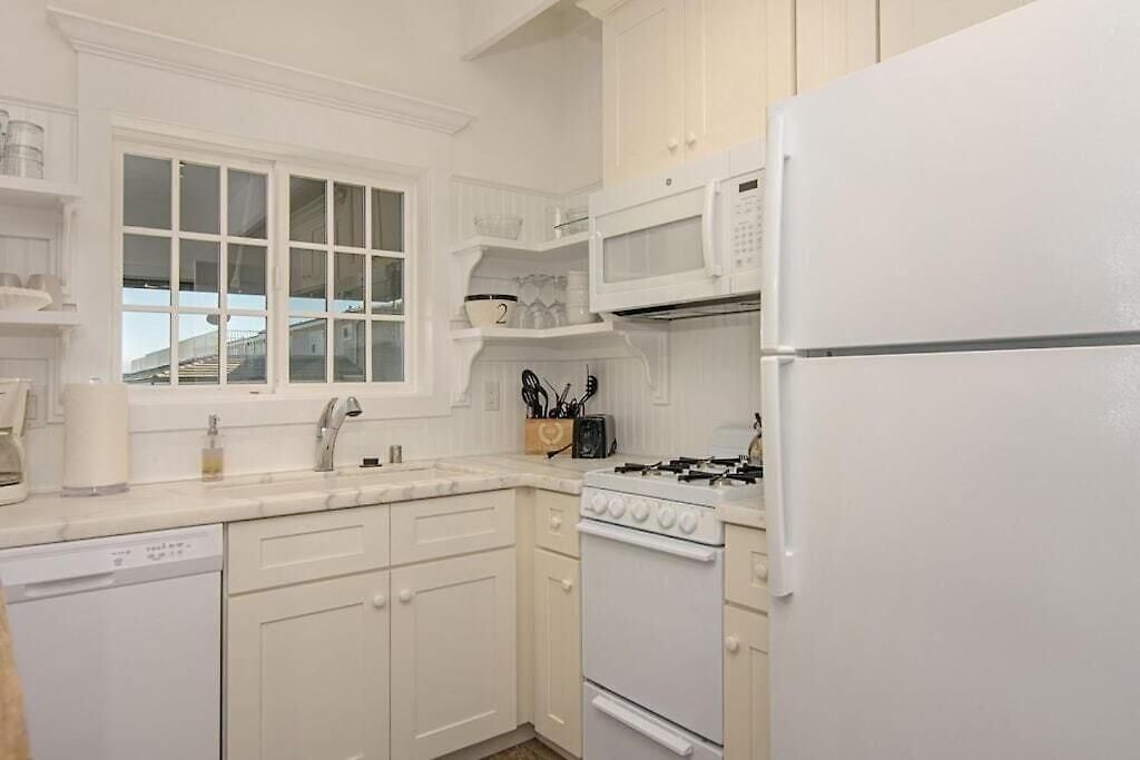 Apartment Ocean View From Private Patio, Steps To Beach, Parking Carlsbad