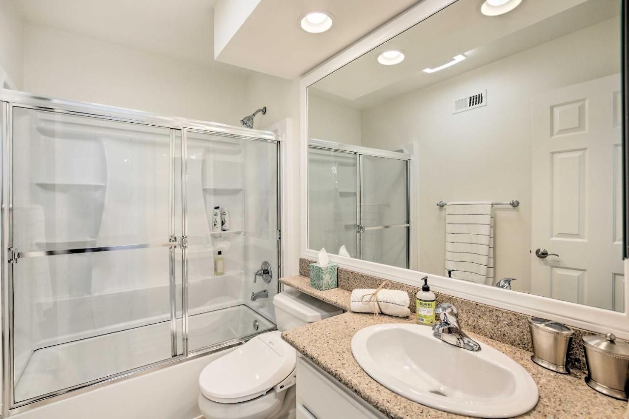 Extended Near Beach! W/ Pool Holiday home Carlsbad