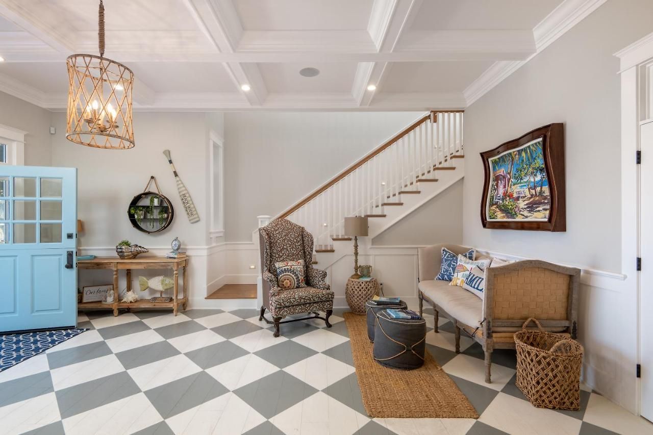Luxury Beachfront Family Retreat | Stunning Ocean View, Private Hot Tub, Home Cinema Carlsbad