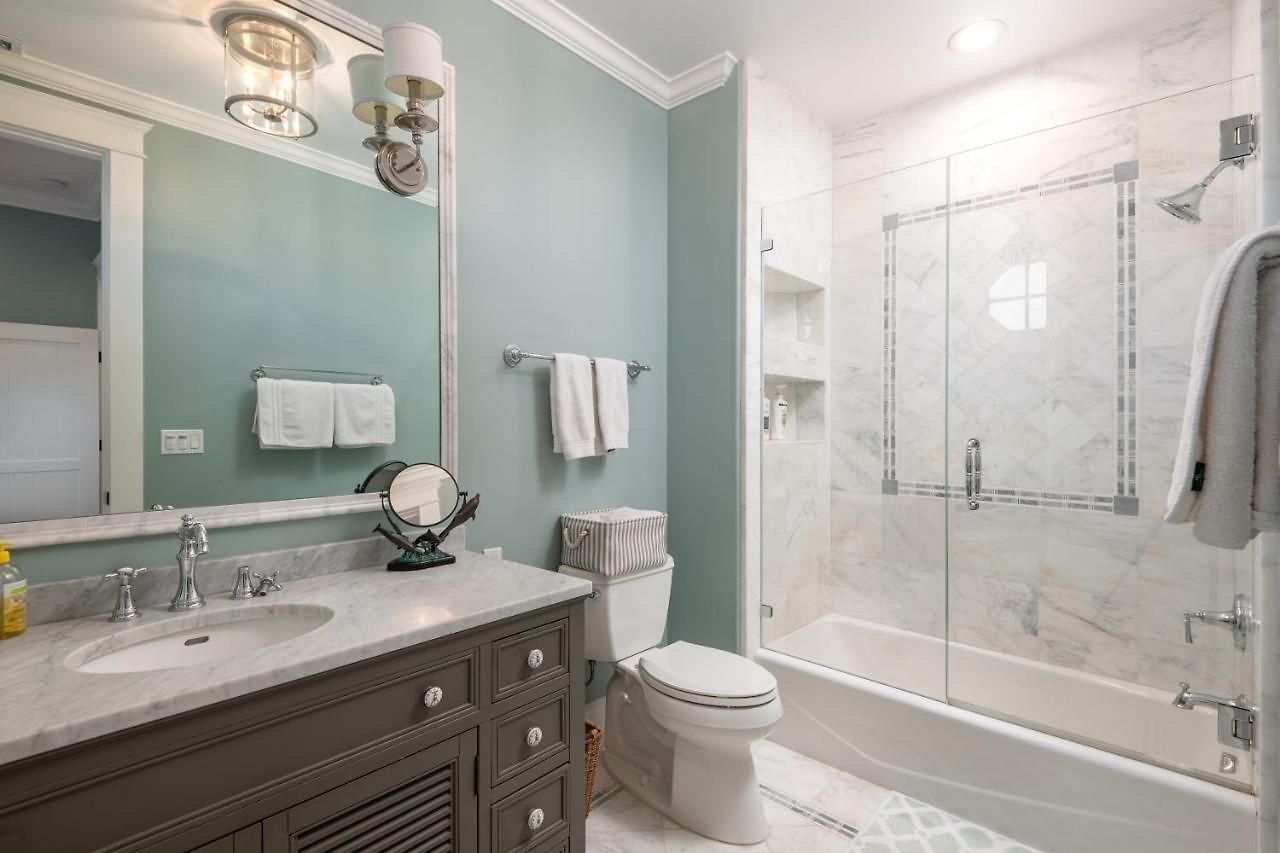 Luxury Beachfront Family Retreat | Stunning Ocean View, Private Hot Tub, Home Cinema Holiday home Carlsbad