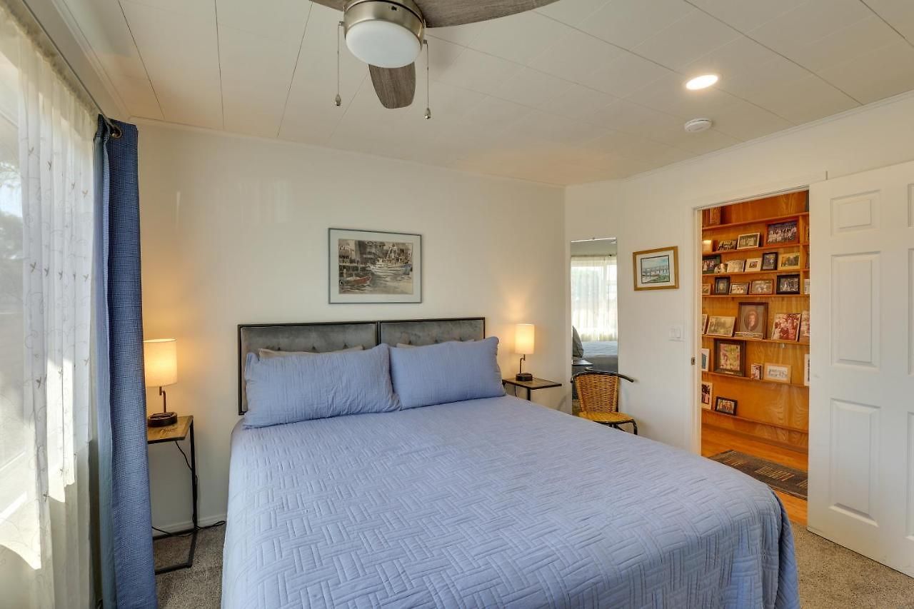 Downtown < 1/2 Mi To Beach! Carlsbad