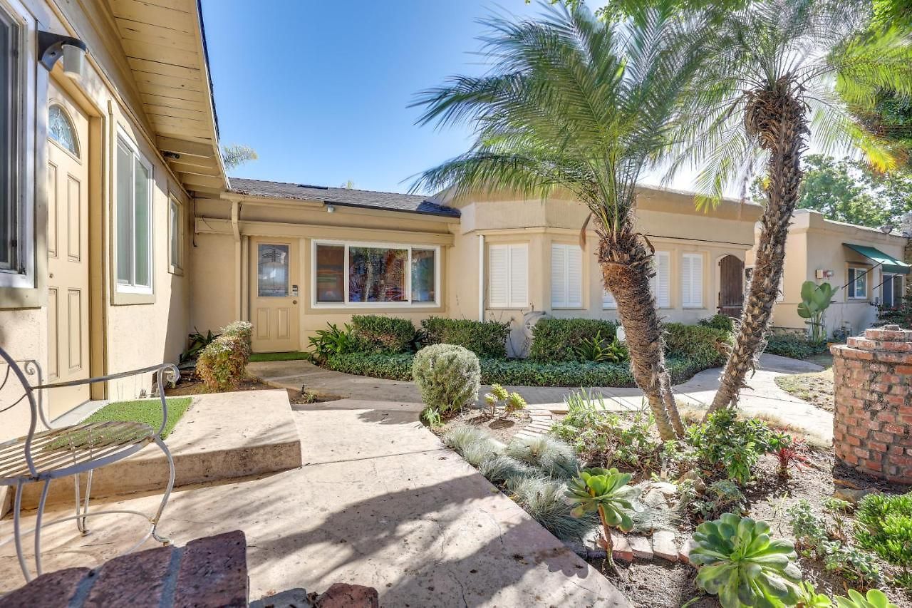 Downtown < 1/2 Mi To Beach! Apartment *