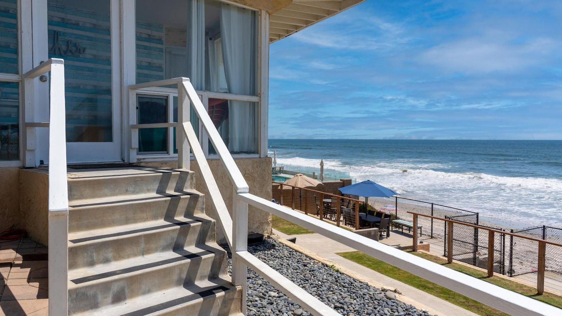 Cb-2445d - Located On The Sand- Casa De Suenos *