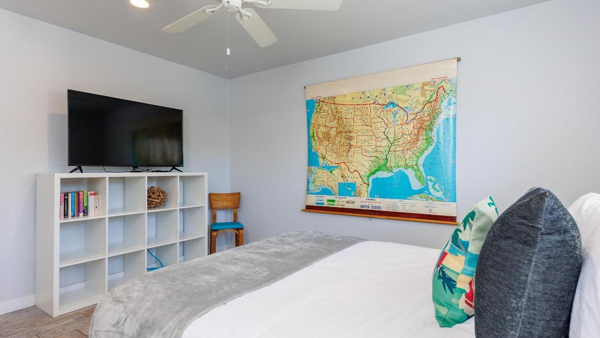 Charming - 4br, Sleeps 10, Pets Ok