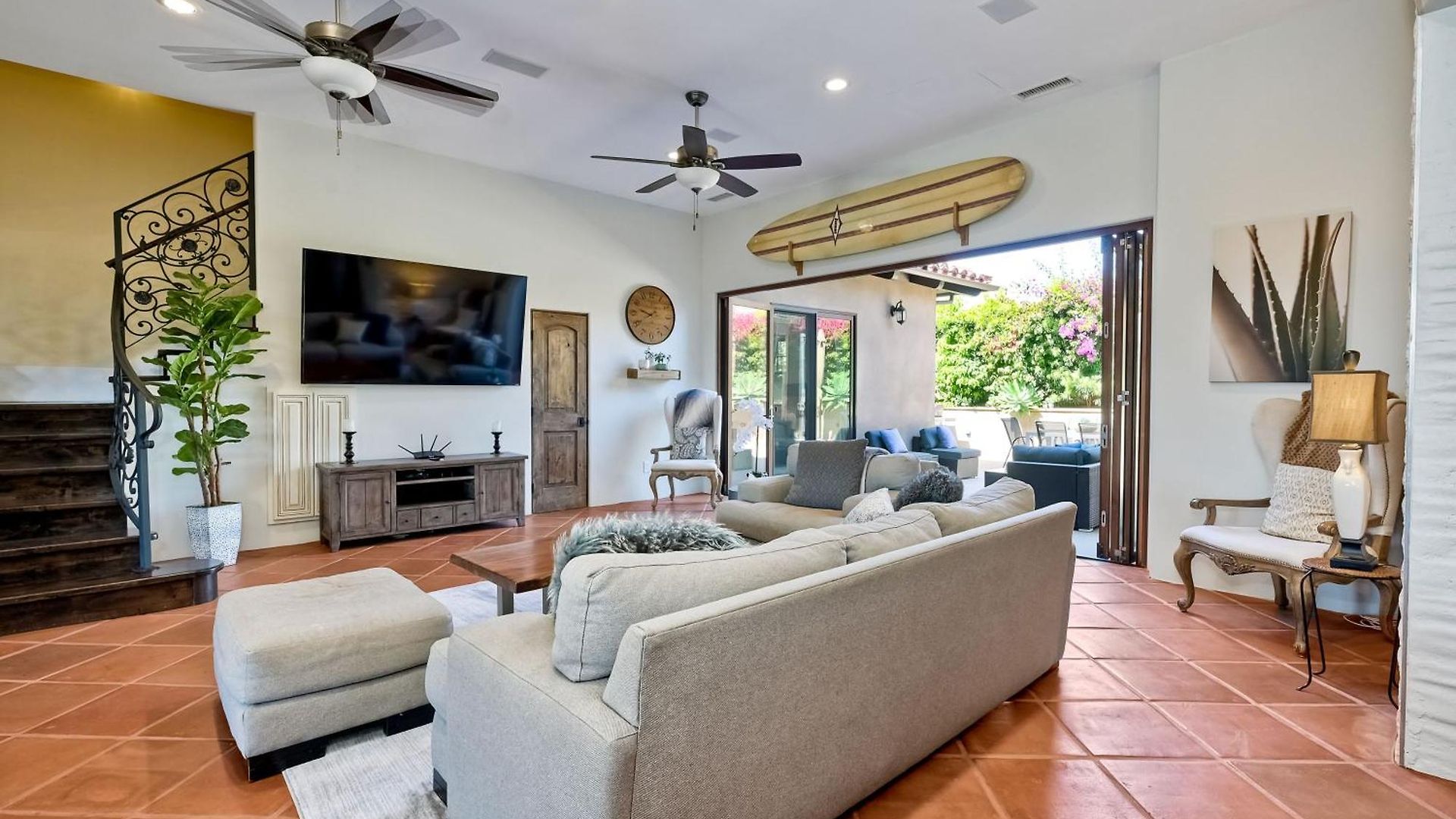 Walk To The - Outdoor Dining - Spacious * Carlsbad