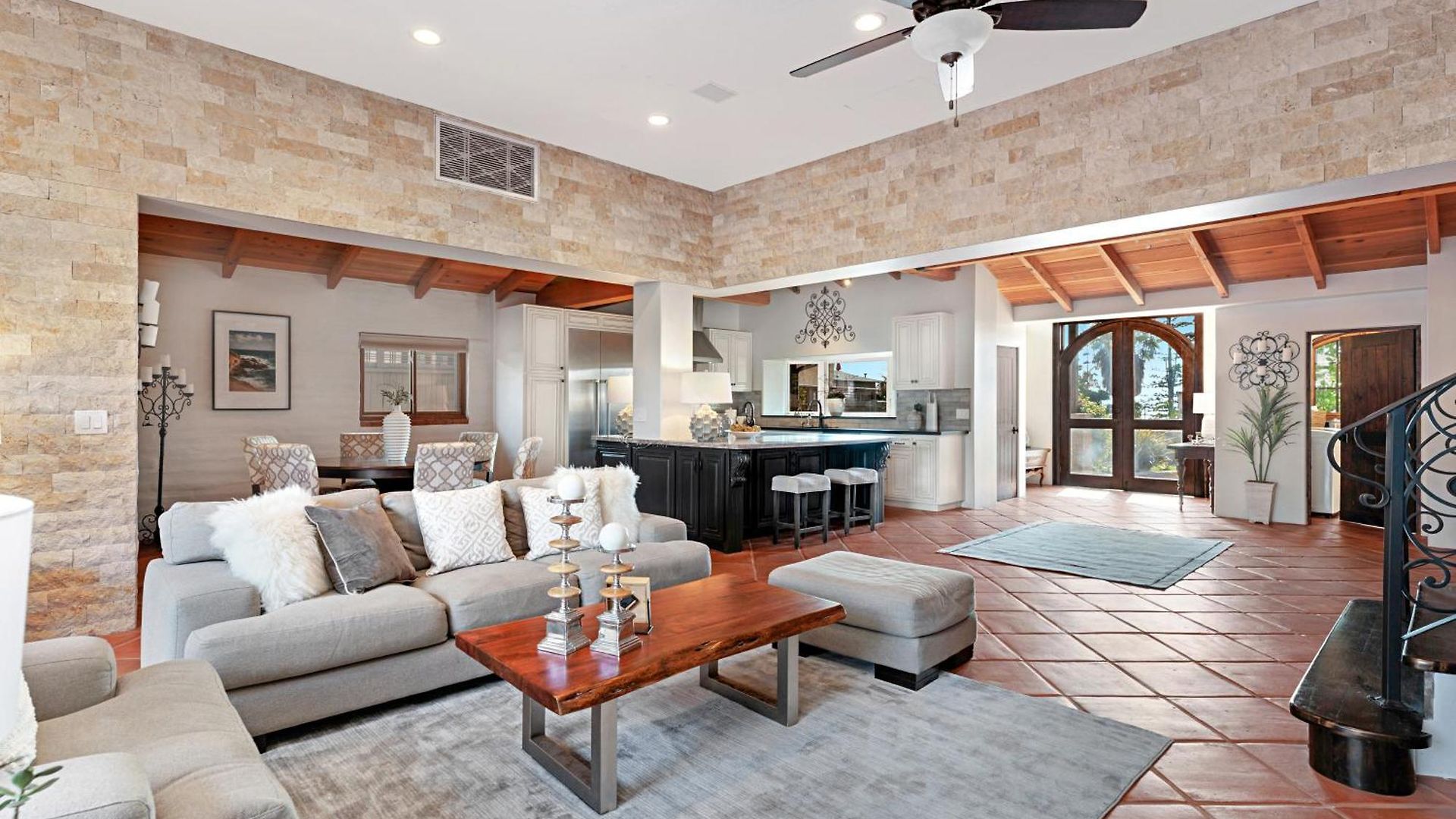 Rooftop Oceanview Patio - 5br Remodeled Holiday home Carlsbad