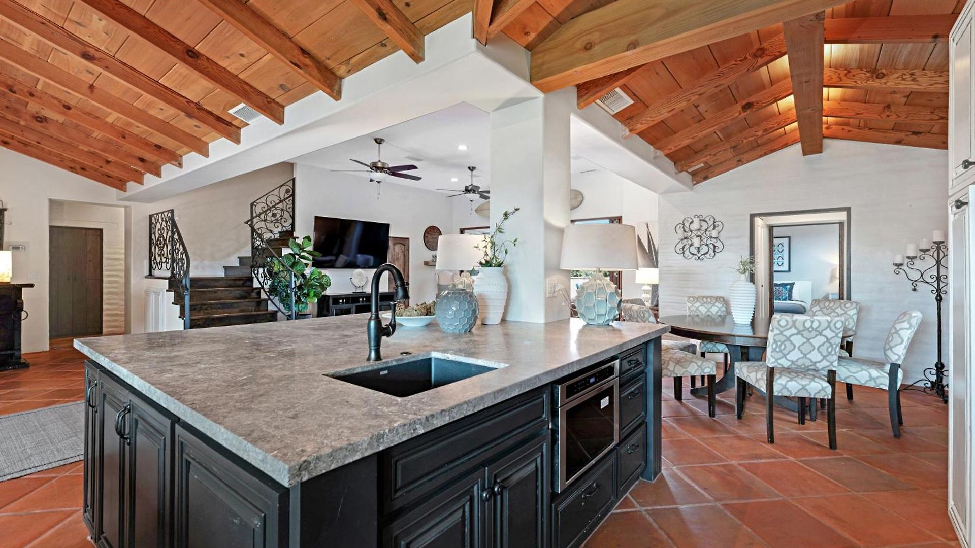 Rooftop Oceanview Patio - 5br Remodeled Carlsbad