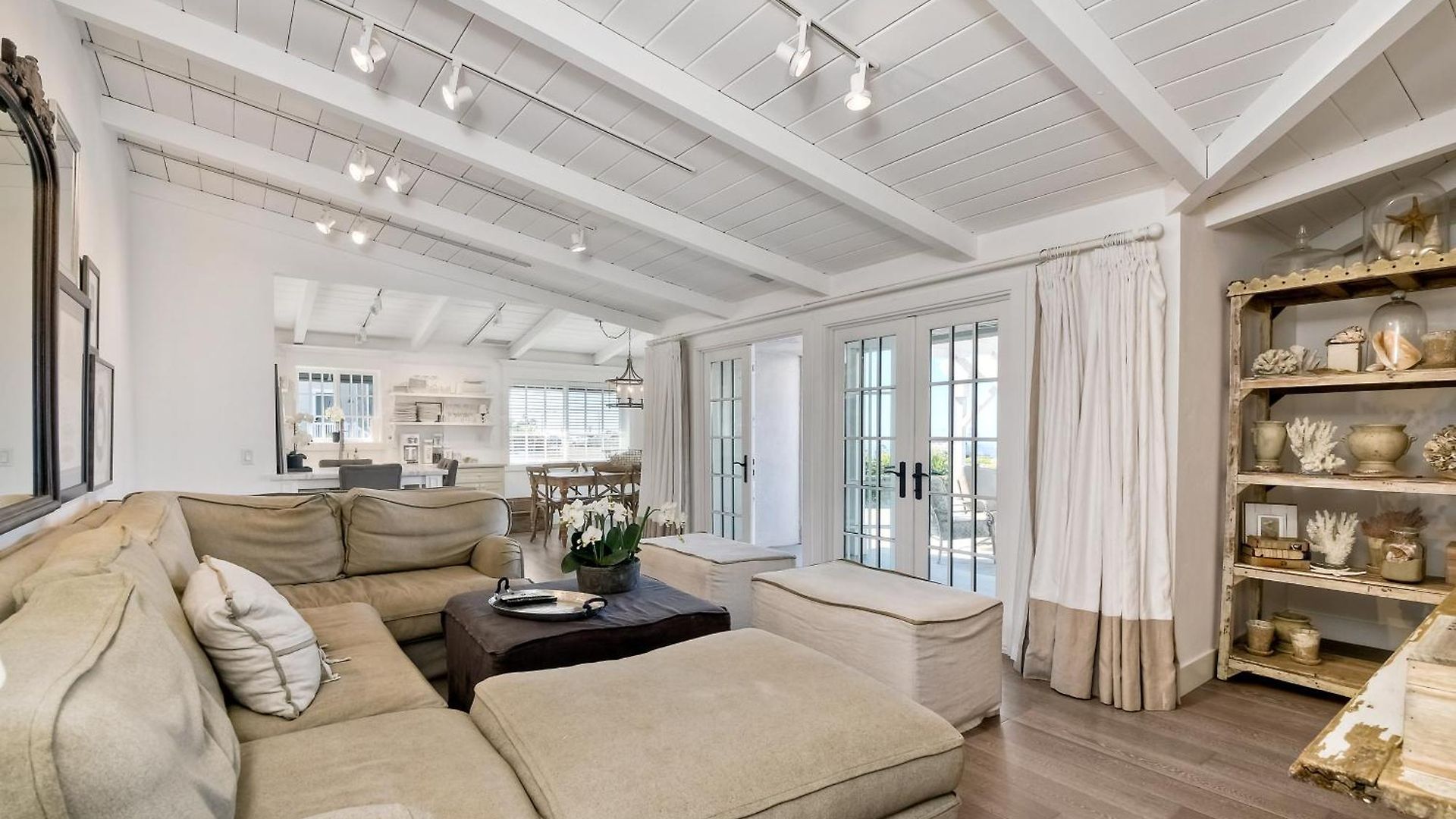 Juniper Entire - Sleeps 18 - Oceanfront * Carlsbad