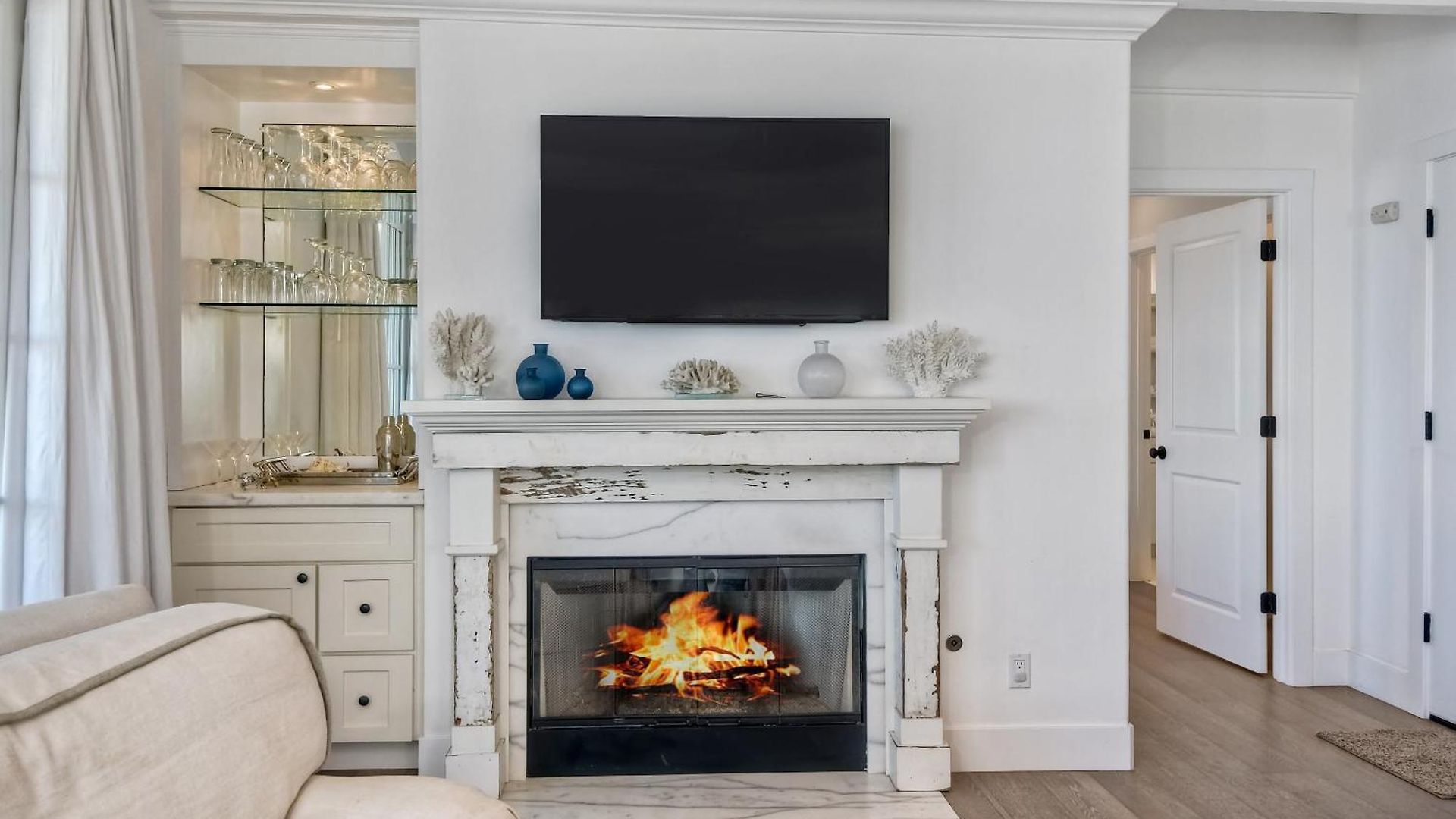 Juniper Entire - Sleeps 18 - Oceanfront Holiday home *