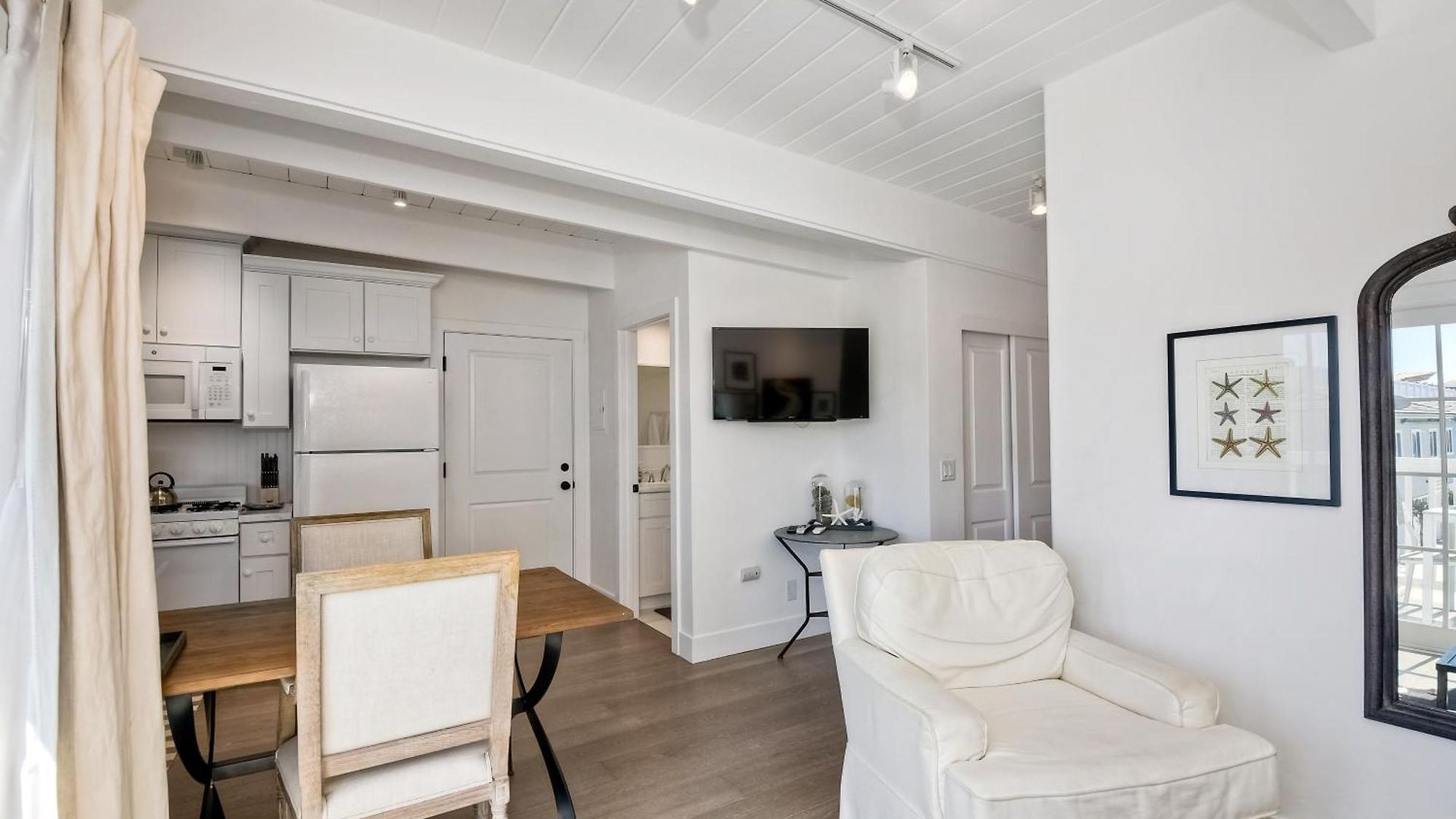 Holiday home Juniper Entire - Sleeps 18 - Oceanfront Carlsbad