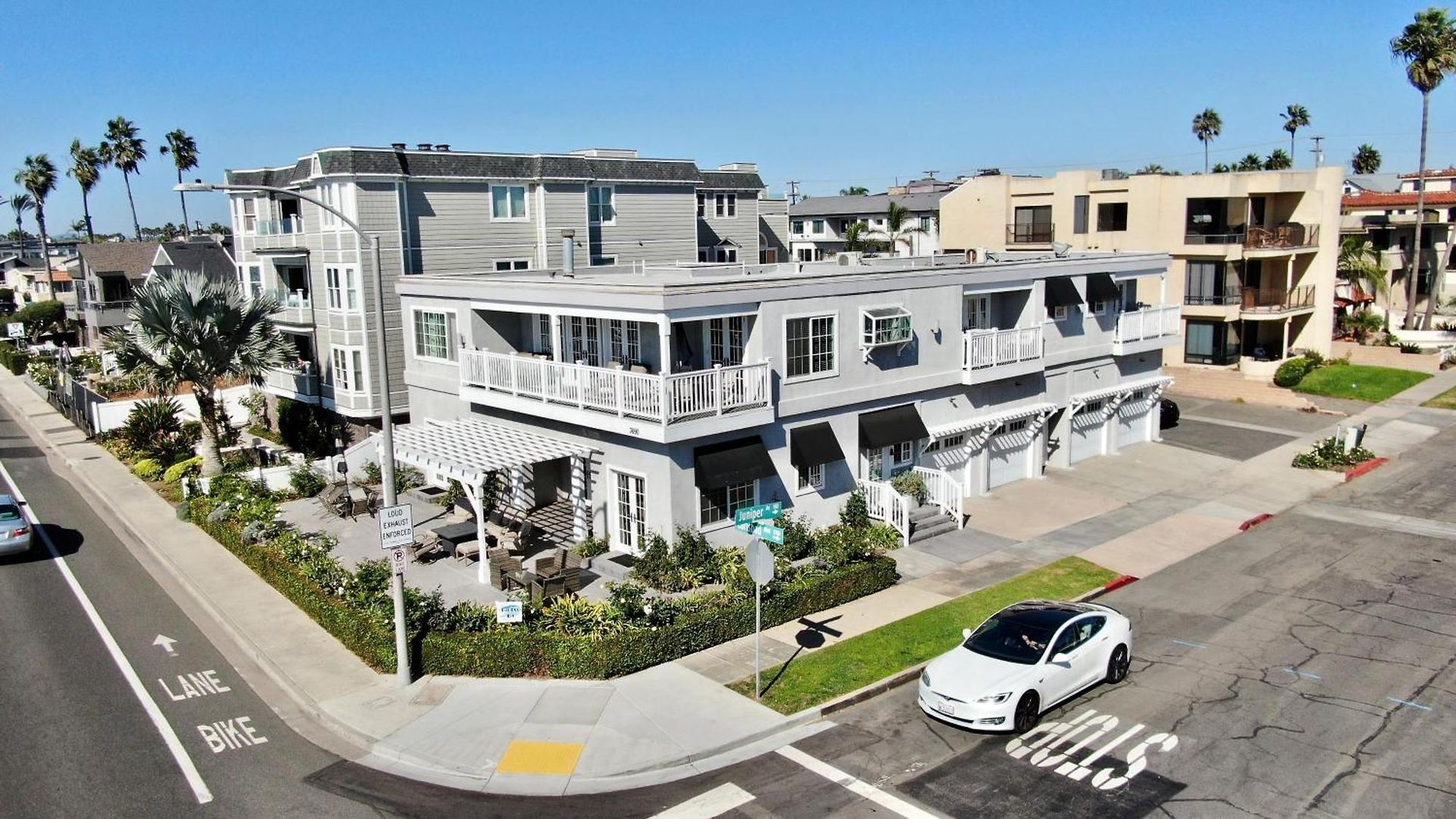 Holiday home Juniper Entire - Sleeps 18 - Oceanfront Carlsbad