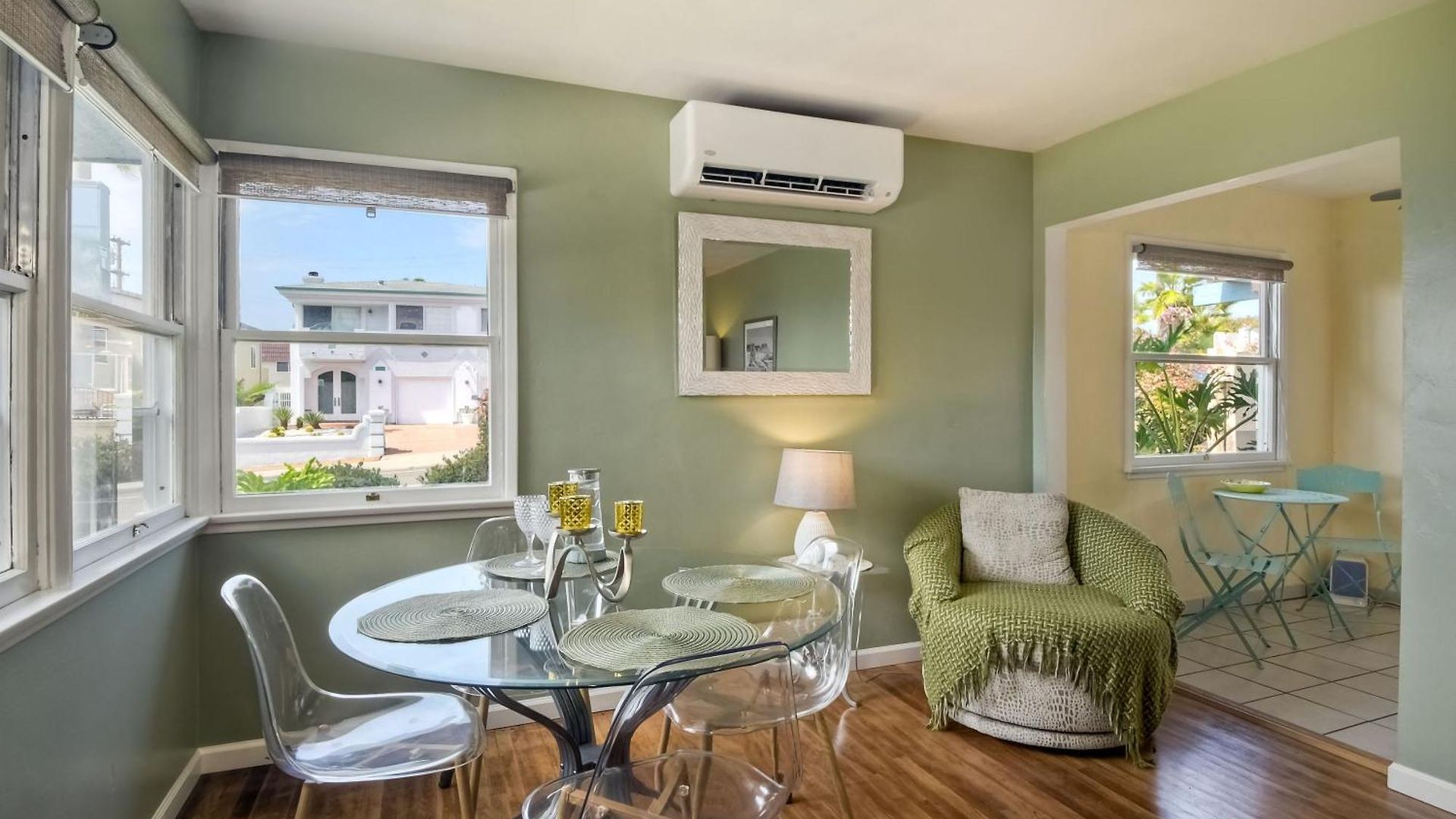 Walk 2 Beach, Ev Charger, Outdoor Dining, 2 Units *