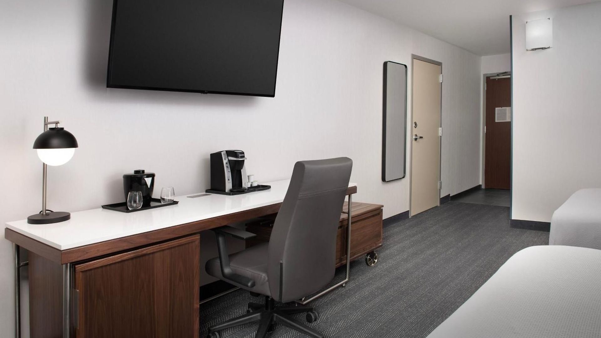 Courtyard By Marriott San Diego Hotel