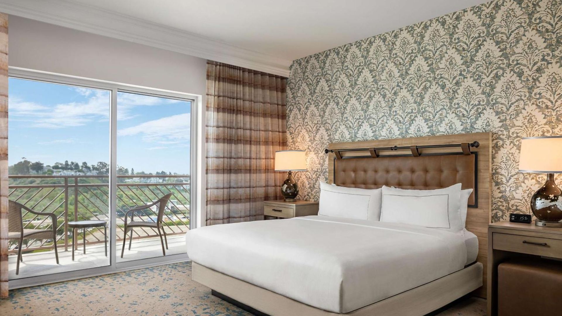 The Cassara Carlsbad, Tapestry Collection By Hilton