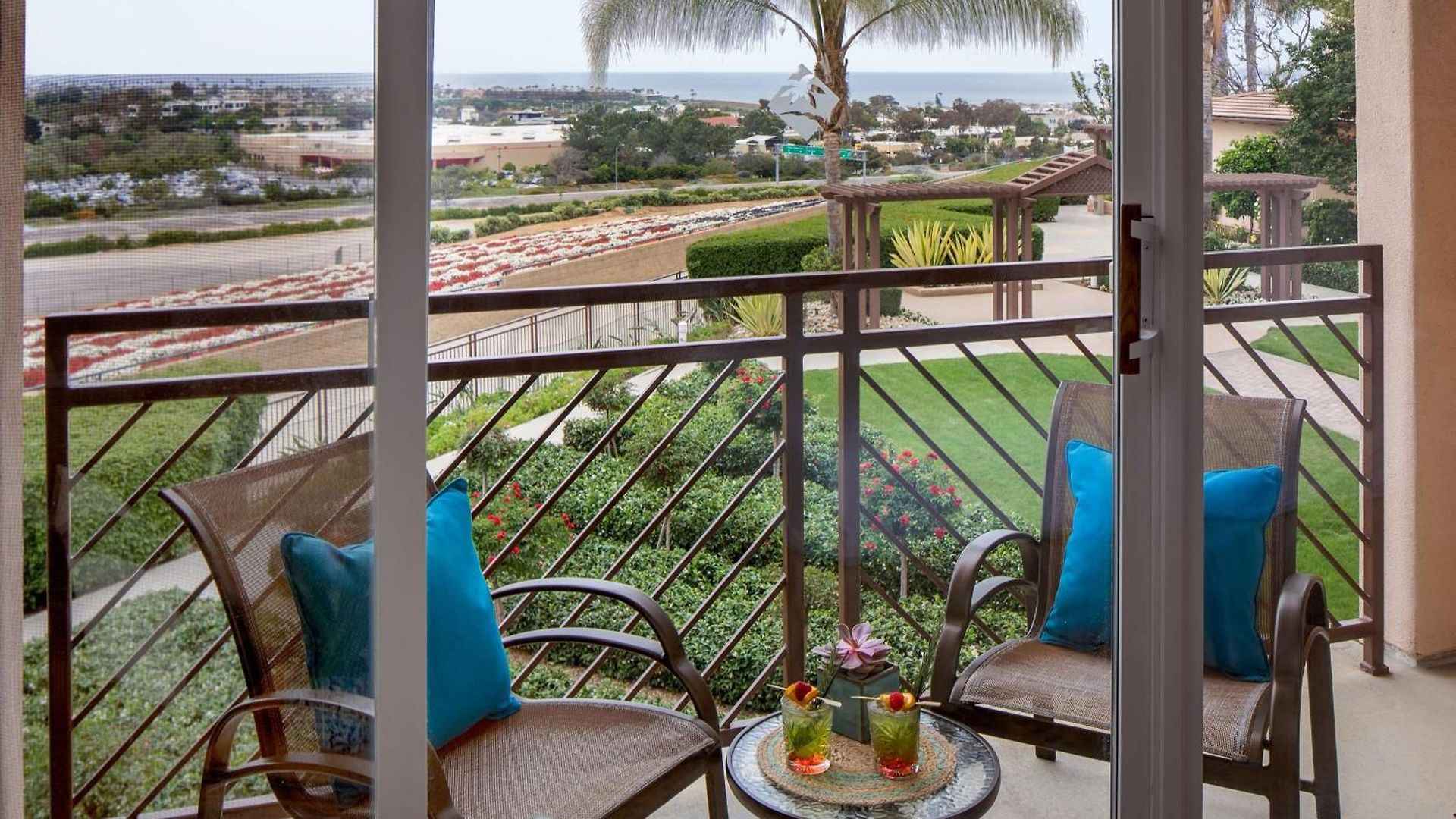 The Cassara Carlsbad, Tapestry Collection By Hilton Hotel