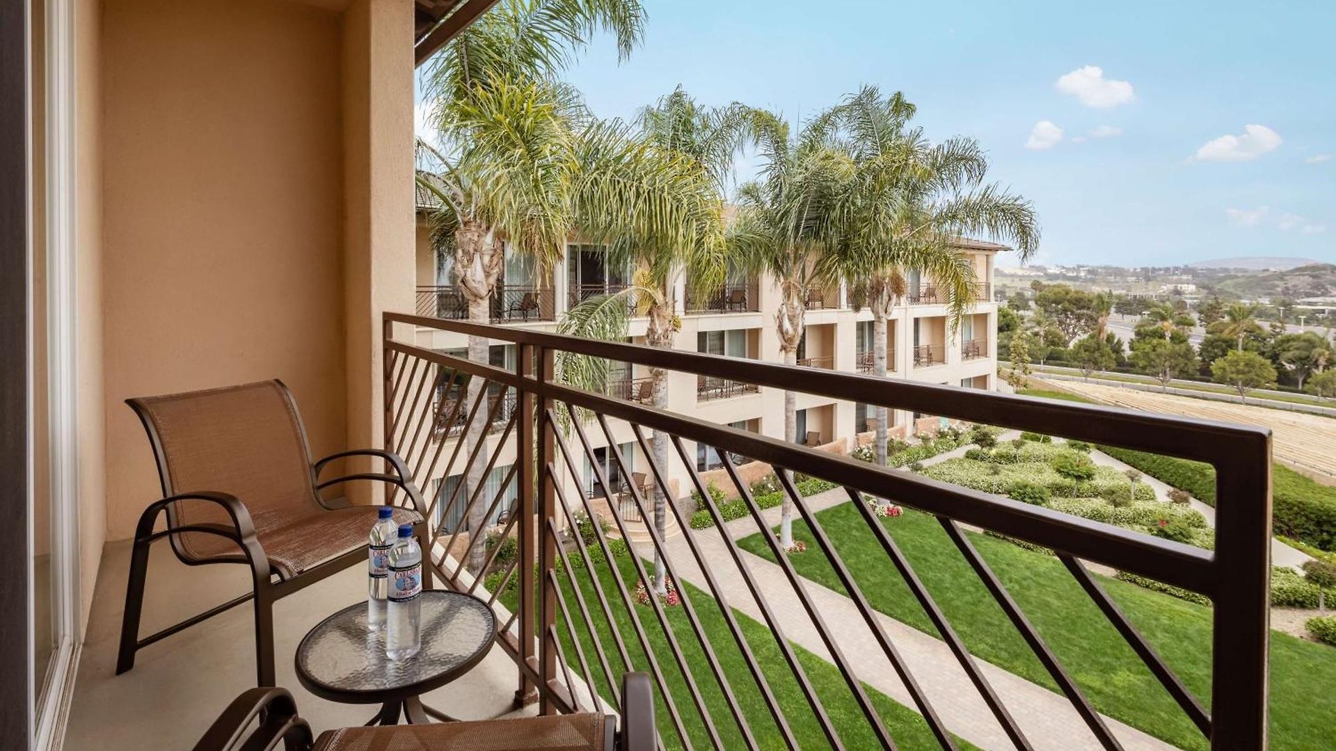 Hotel The Cassara Carlsbad, Tapestry Collection By Hilton