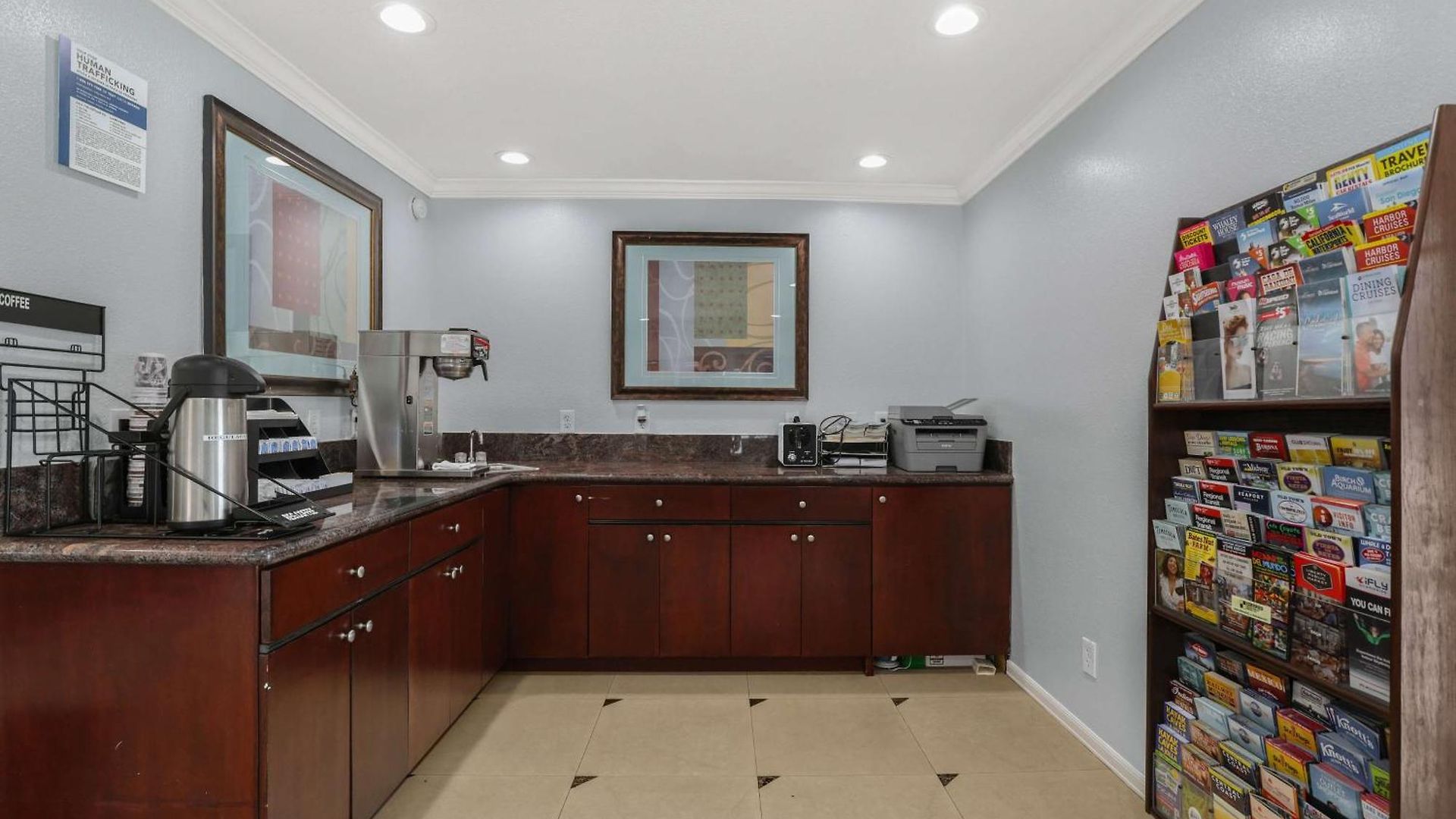 6 Carlsbad, Ca- North 3* Carlsbad