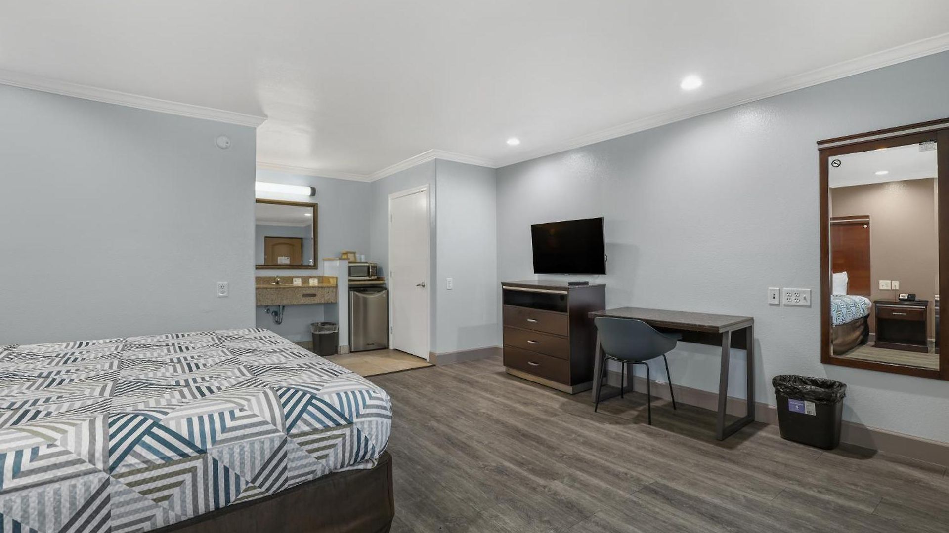 6 Carlsbad, Ca- North Hotel Carlsbad