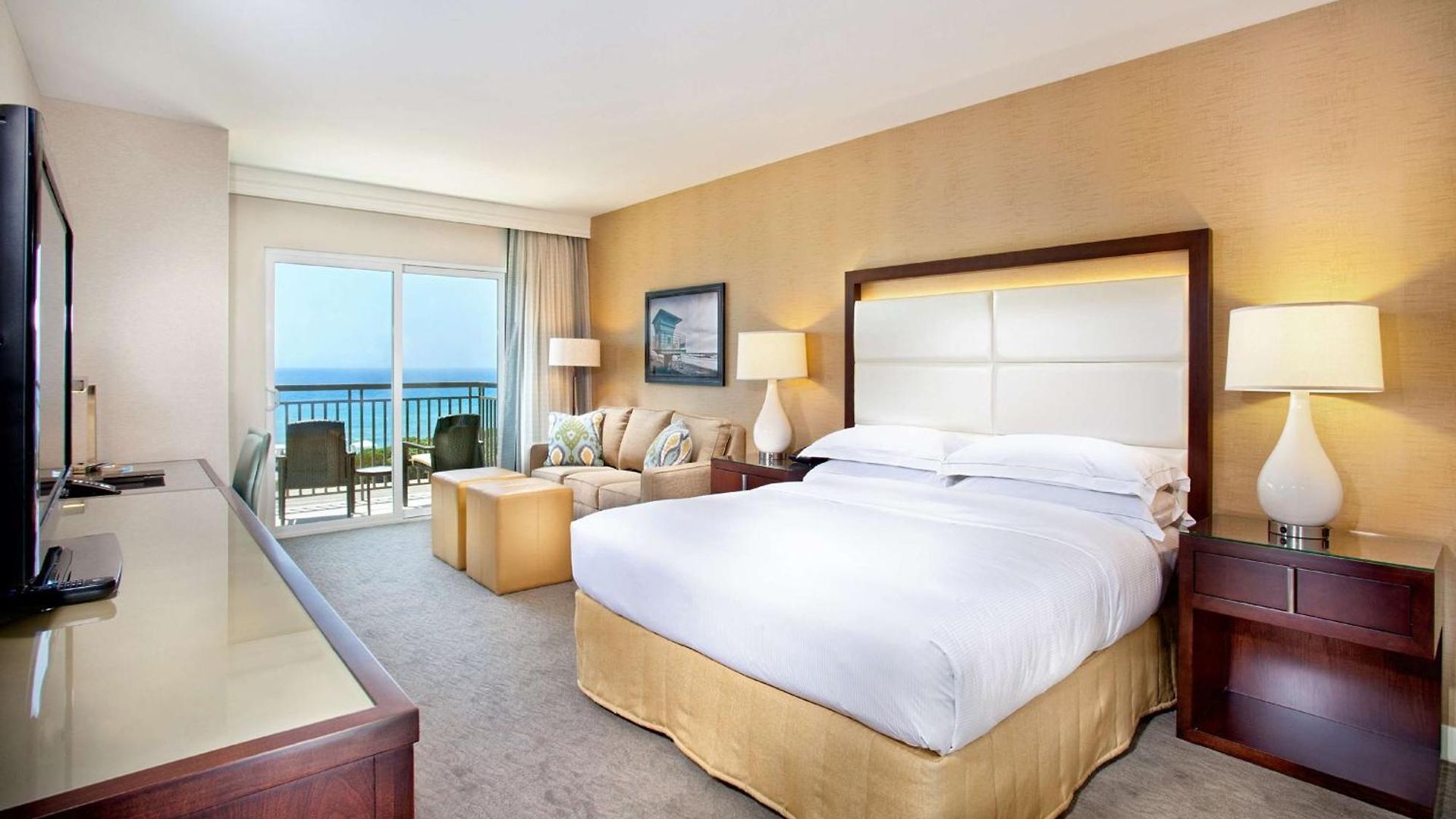 Resort Cape Rey Beach, A Hilton &