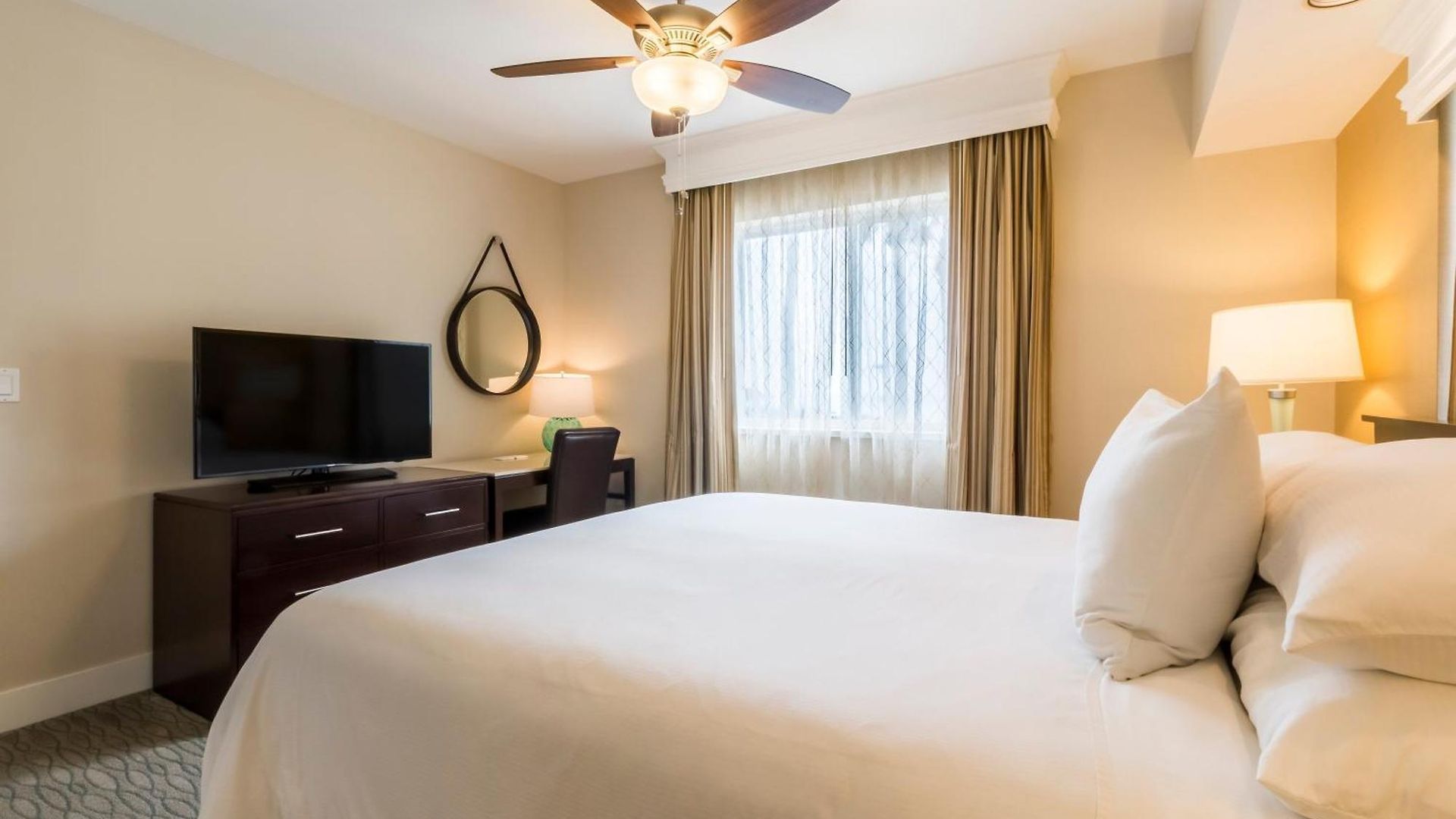 Seapointe Resort 3*