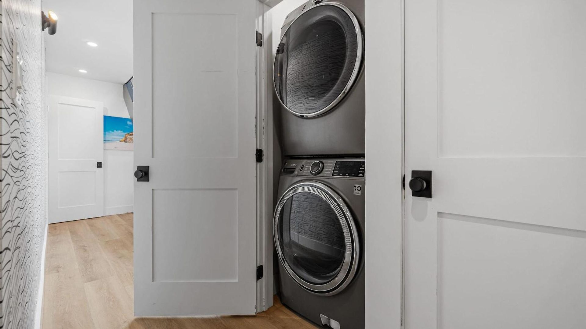 Private Beachside With Hottub Holiday home *
