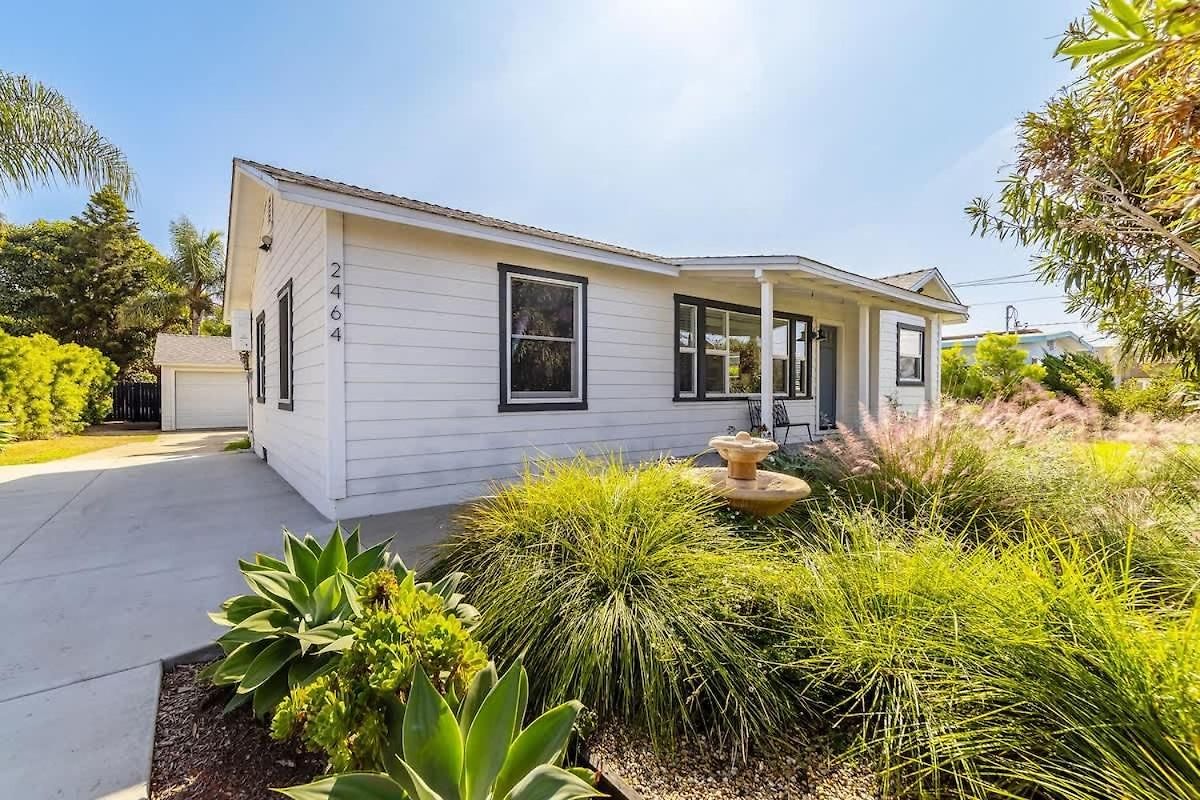 Holiday home Coastal Palm Haven - With Hot Tub *