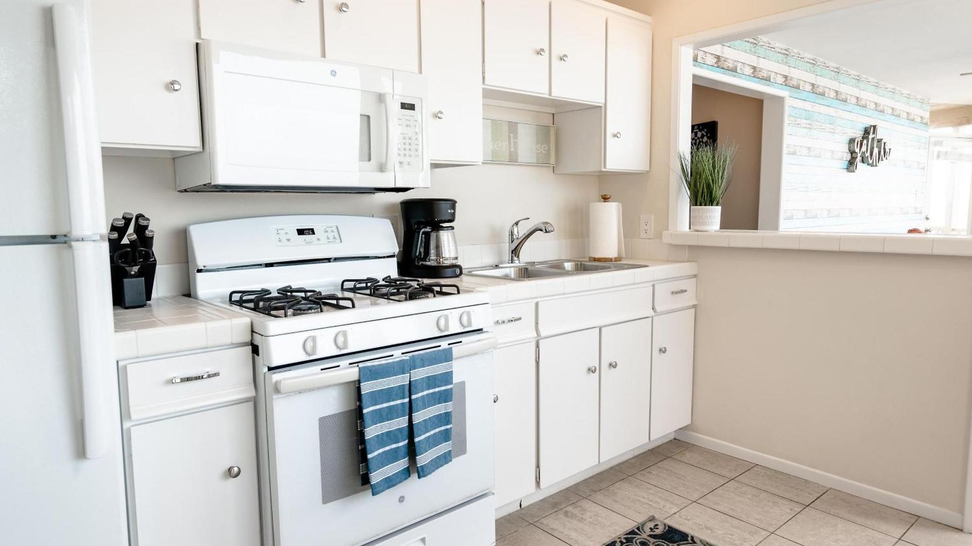 Cb-2445d - Located On The Sand- Casa De Suenos * Carlsbad