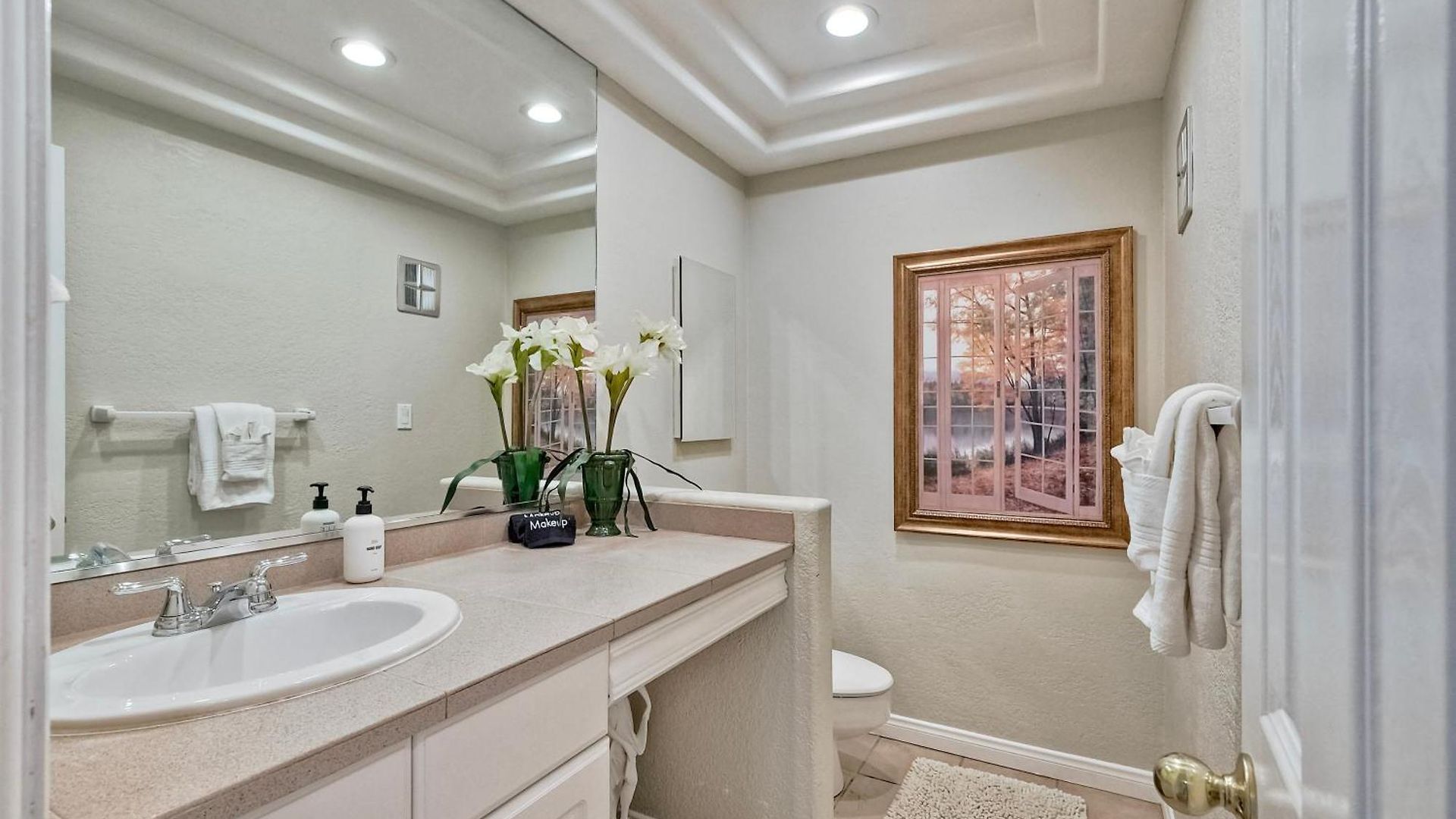 La Costa Pool Bbq Gated Parking Apartment *