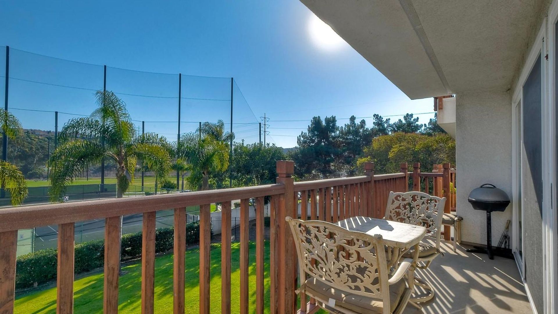 La Costa Pool Bbq Gated Parking *