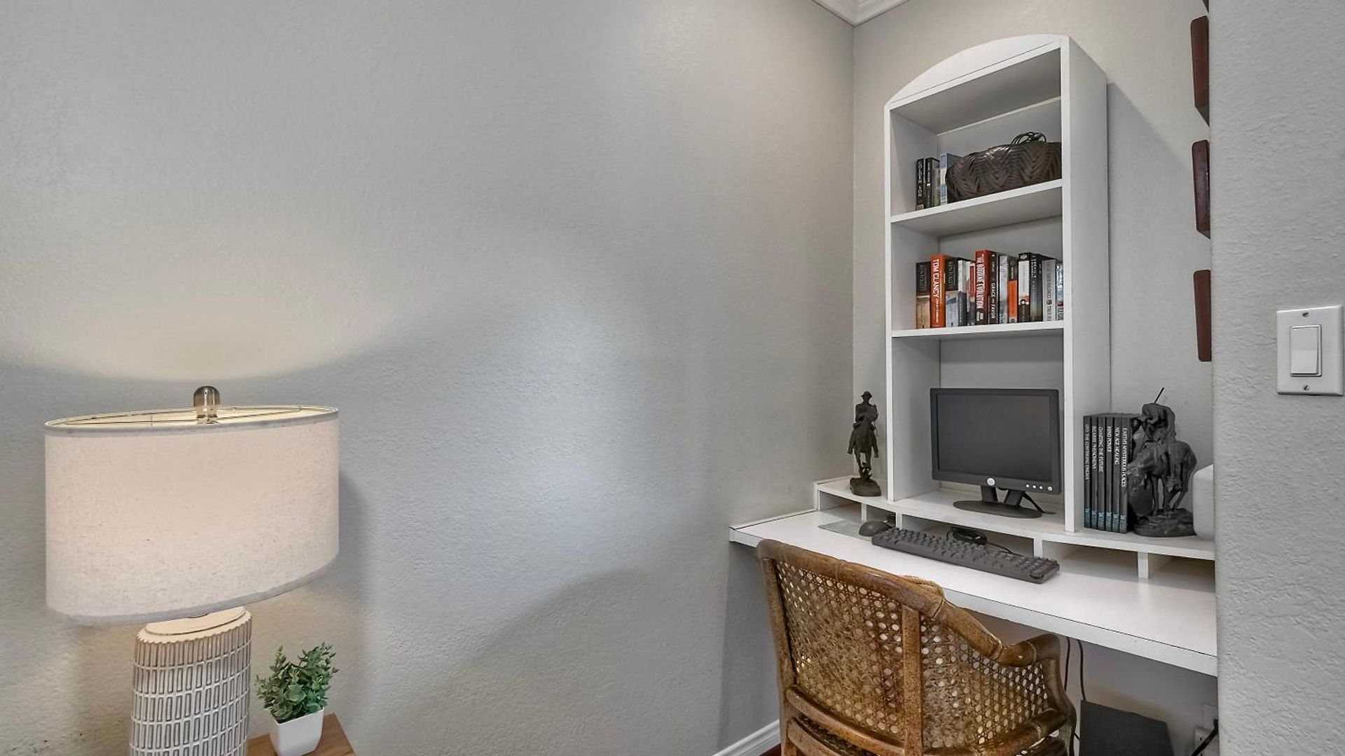 Apartment La Costa Pool Bbq Gated Parking *