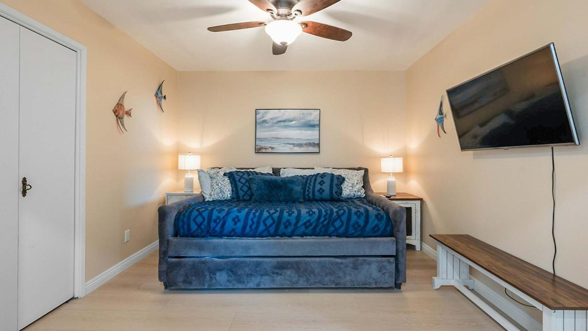 Holiday home Beachfront In - Remodeled *