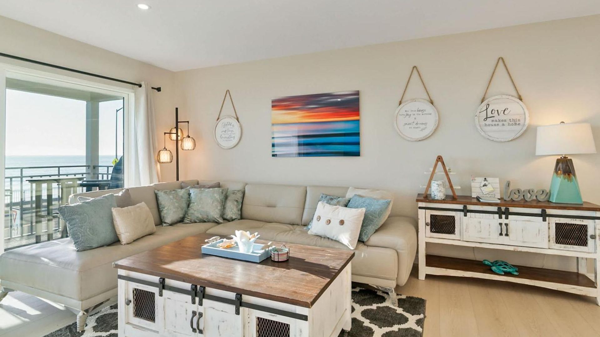 Beachfront In - Remodeled
