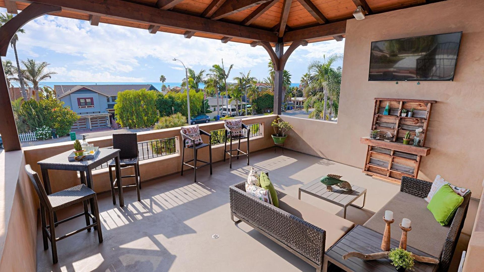 5194 - Upper * Carlsbad