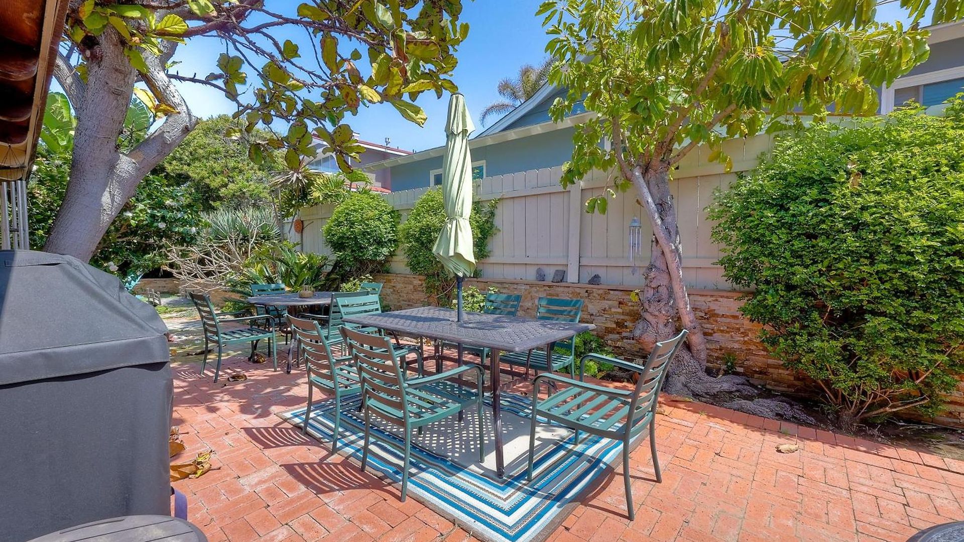 5051 Shore Drive Holiday home